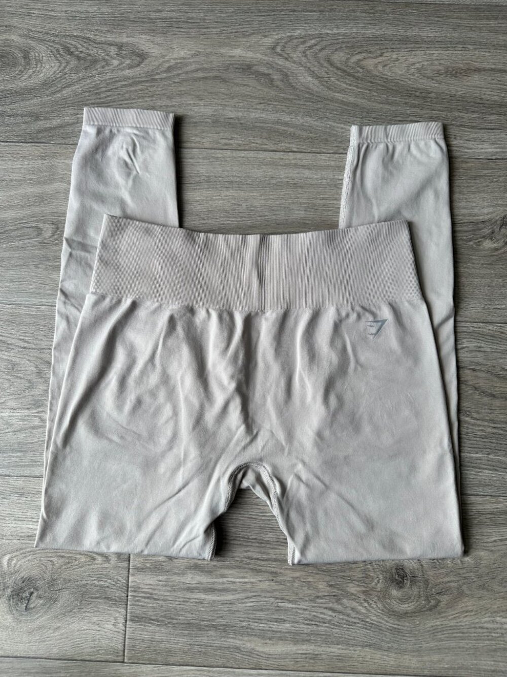 Gymshark Vital Seamless Leggings size Large in beige - Picture 2 of 6